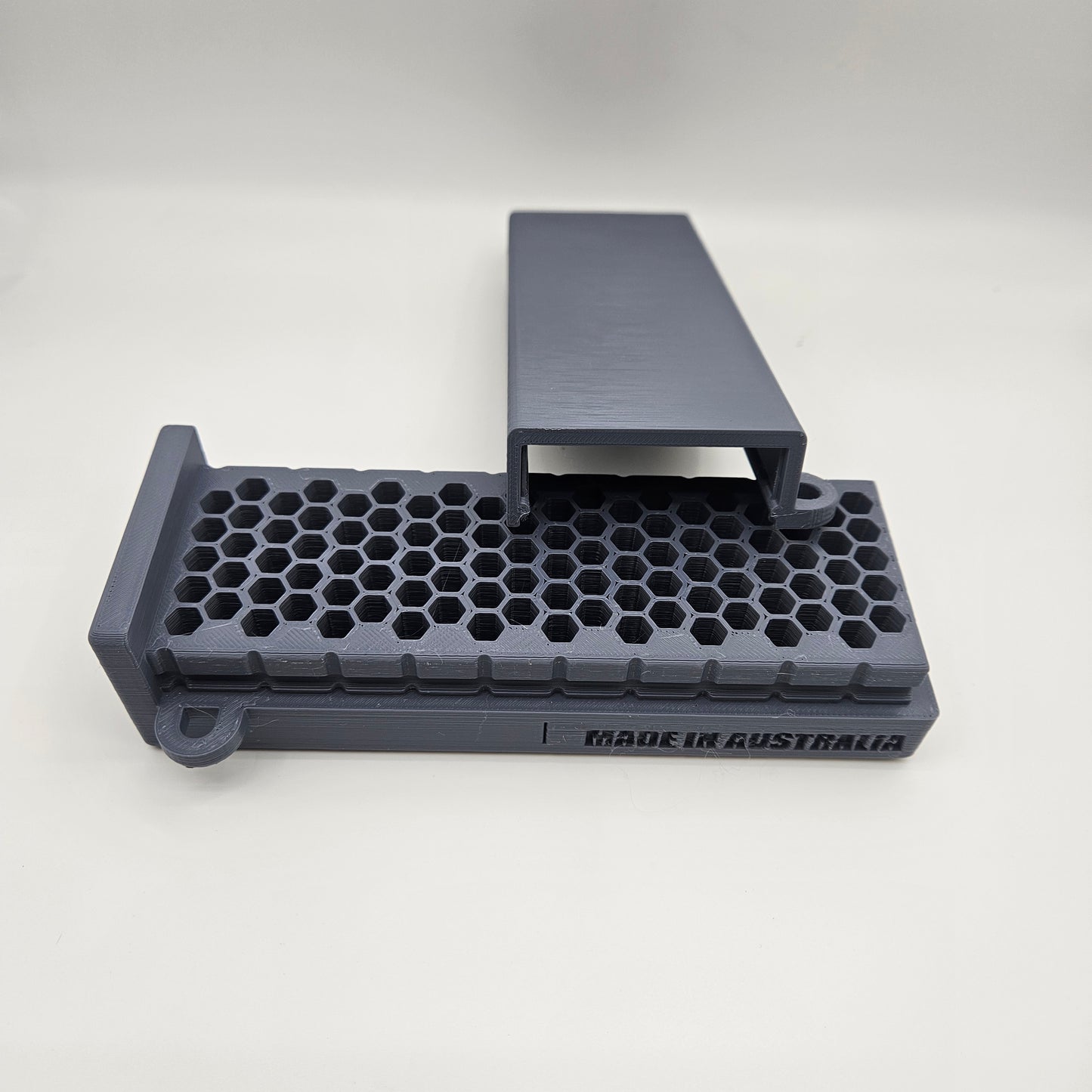 .22WMR Winchester Magnum Lockable Ammo Box Ammunition Dispenser Lock Case 100 Round Rifle